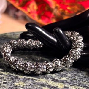 Handmade Silver Metallic Heart Beaded Stretch Bracelet